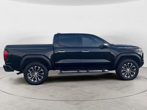 Used 2023 GMC Canyon Denali image 6