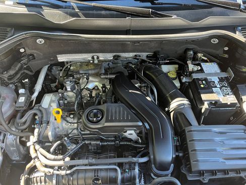 Used 2024 Volkswagen Taos S image 30