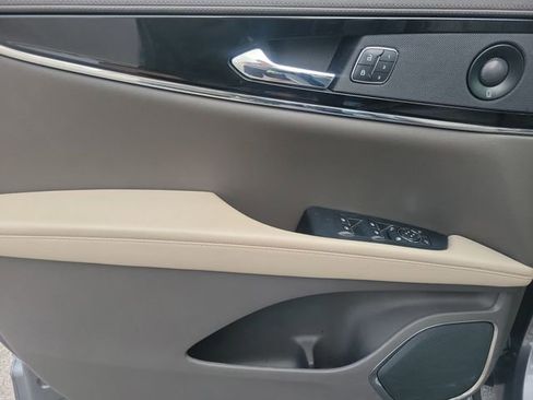 Used 2022 Lincoln Nautilus Reserve w/ Luxury Package image 22