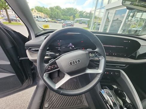 Used 2025 Audi Q5 Premium w/ Convenience Package AWD/4WD image 6