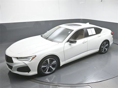 Used 2024 Acura TLX w/ Technology Package image 42