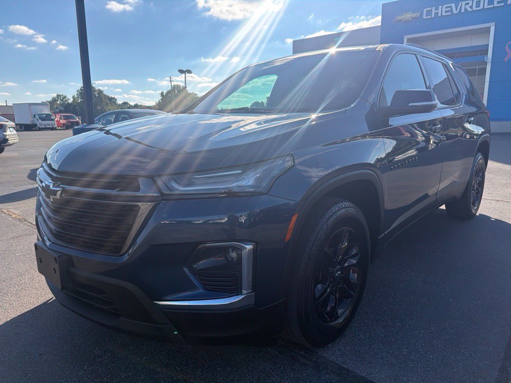 Used 2023 Chevrolet Traverse LT FWD image 7
