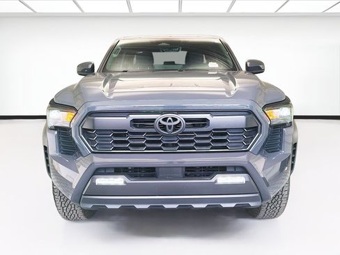 Used 2024 Toyota Tacoma TRD Off-Road AWD/4WD image 2