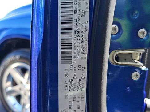 Used 2017 RAM 1500 Express AWD/4WD image 14