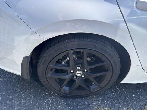 Used 2025 Honda Civic Sport image 19