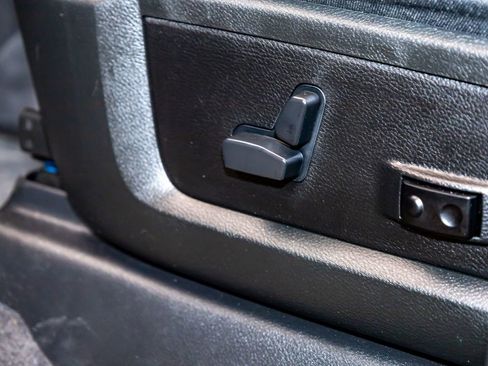 Used 2023 RAM 3500 Limited image 27