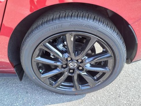 New 2024 MAZDA MAZDA3 Hatchback w/Premium Plus Pkg image 15