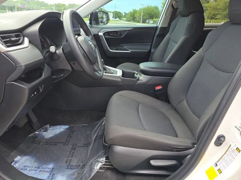 Used 2023 Toyota RAV4 LE FWD image 23