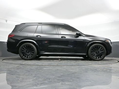 Used 2024 Mercedes-Benz Maybach GLS 600 4MATIC image 45