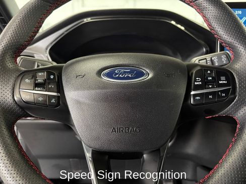 Used 2024 Ford Escape ST-Line w/ Tech Pack #1 FWD image 15