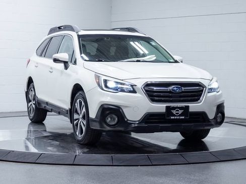 Used 2019 Subaru Outback 3.6R Limited w/ Popular Package #2 AWD/4WD image 4