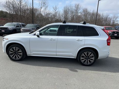 Used 2020 Volvo XC90 T6 Momentum w/ Protection Package Premier image 4