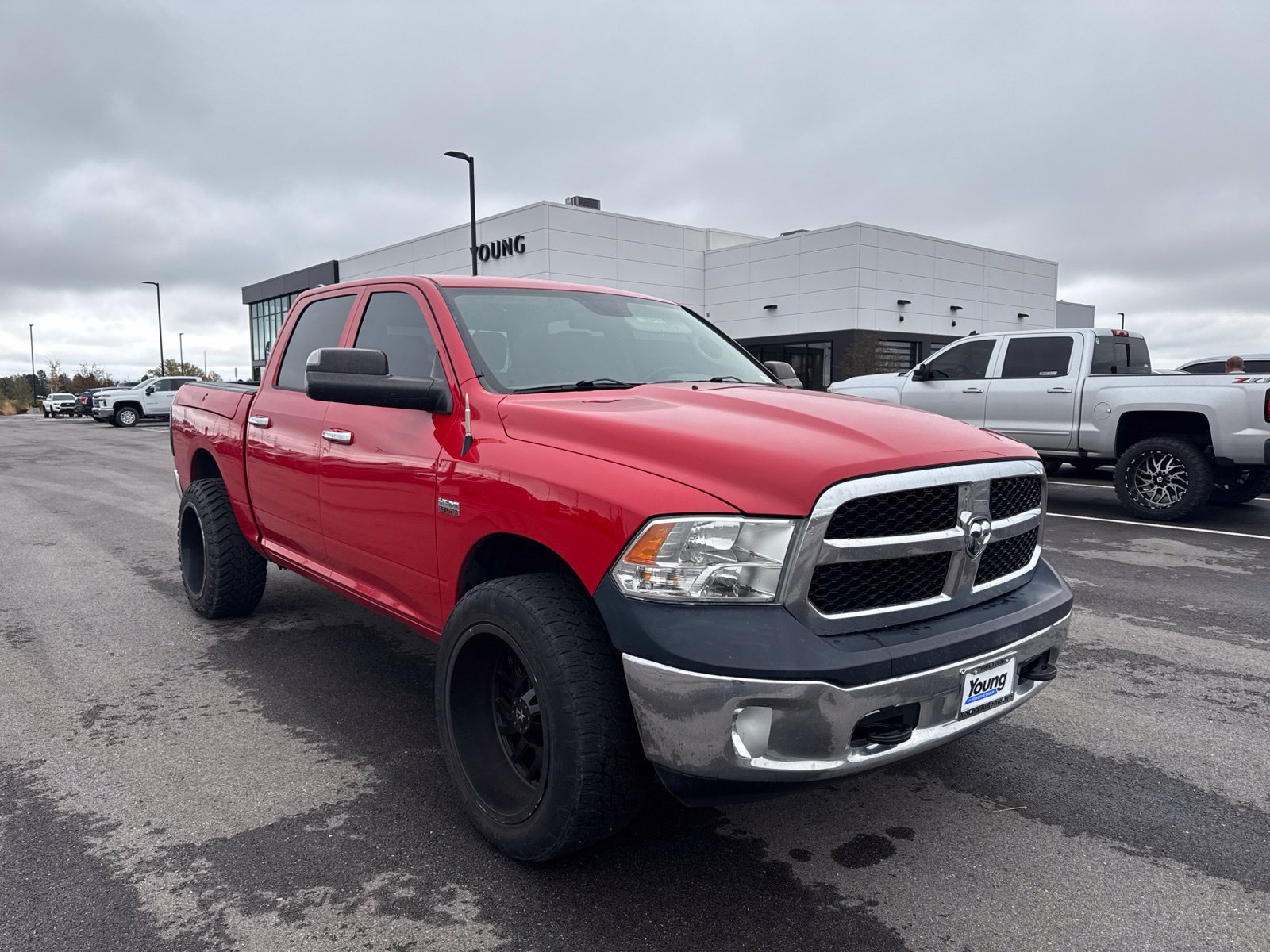 Used 2016 RAM 1500 Classic SLT AWD/4WD image 1
