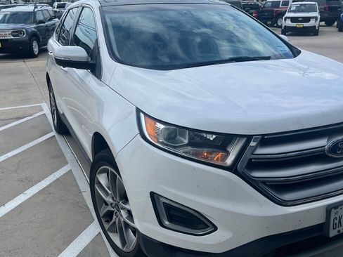 Used 2015 Ford Edge Titanium w/ Equipment Group 301A FWD image 3
