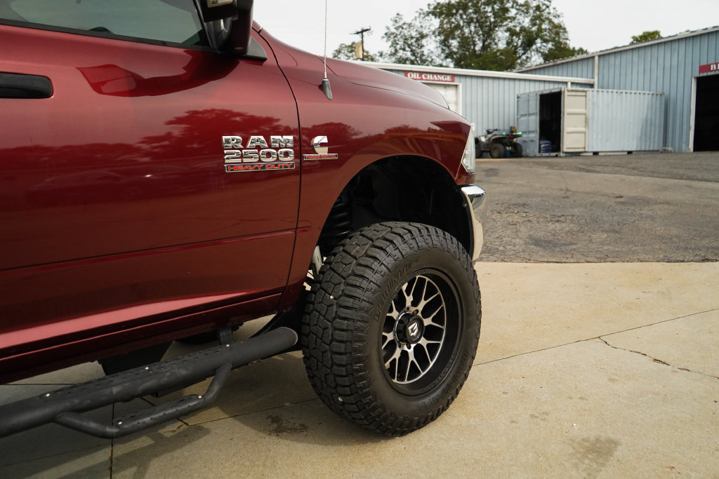 Used 2017 RAM 2500 Tradesman w/ Chrome Appearance Group AWD/4WD image 19