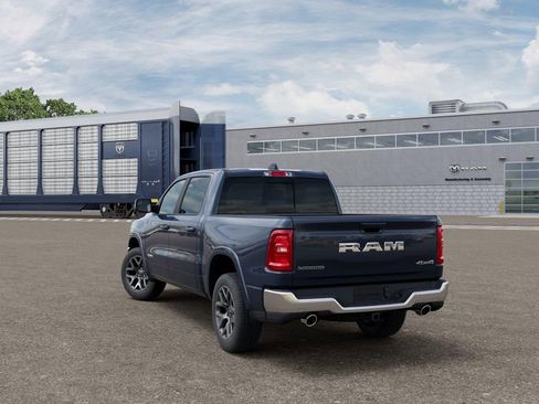 New 2026 RAM 1500 Laramie AWD/4WD image 3