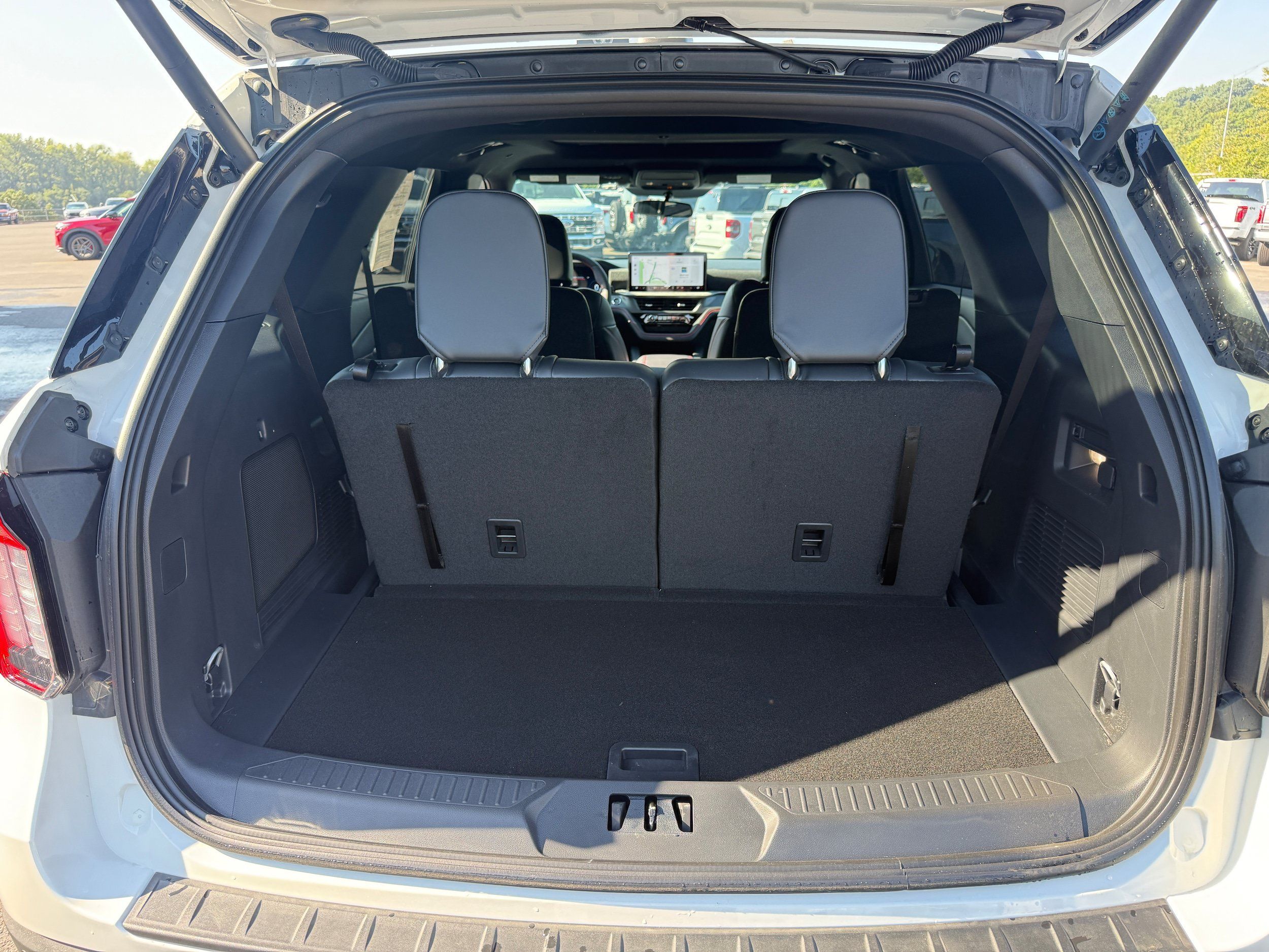 Used 2026 Ford Explorer ST-Line AWD/4WD image 26