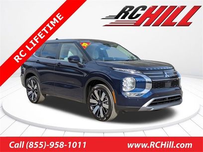 New 2025 Mitsubishi Outlander SE