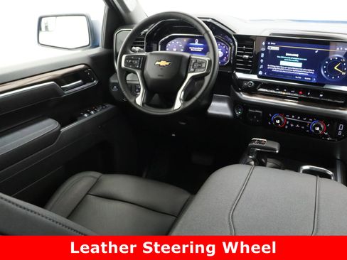 Used 2025 Chevrolet Silverado 1500 LT w/ Leather Package image 30