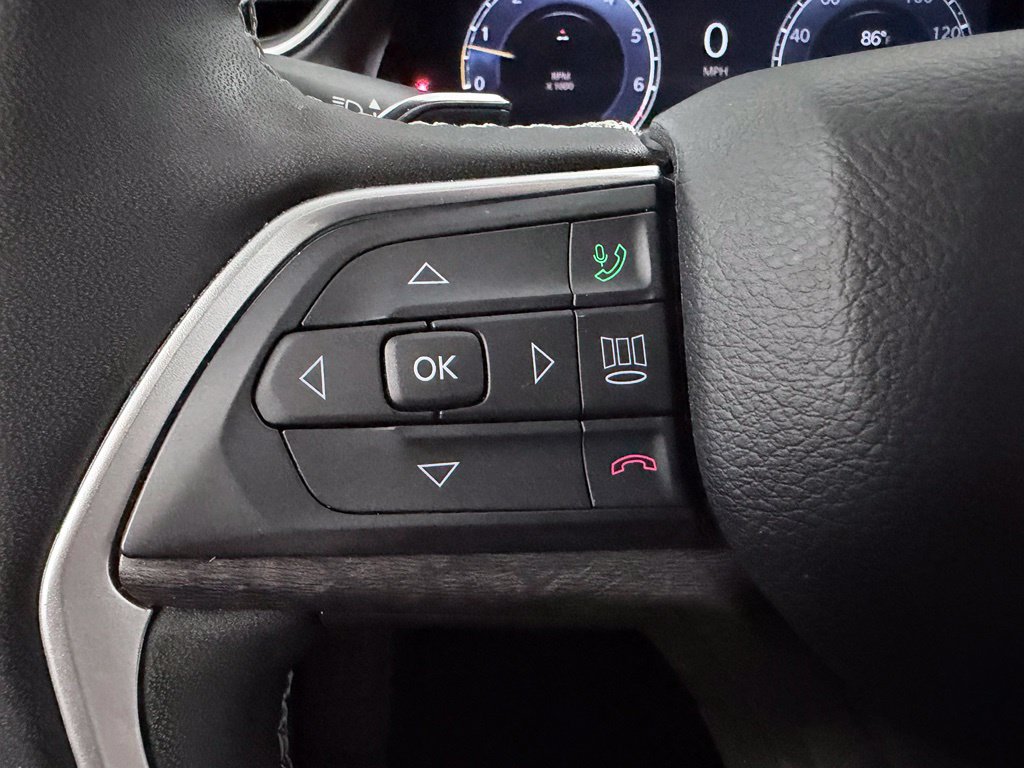 Used 2025 Jeep Grand Cherokee L Limited w/ Luxury Tech Group II RWD image 30