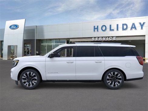New 2025 Ford Expedition Max Platinum w/ Driver's Package image 3