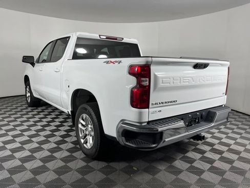 Used 2023 Chevrolet Silverado 1500 LT AWD/4WD image 8
