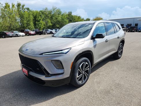 New 2026 Buick Enclave Sport Touring image 5