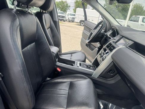 Used 2018 Land Rover Discovery Sport HSE AWD/4WD image 39