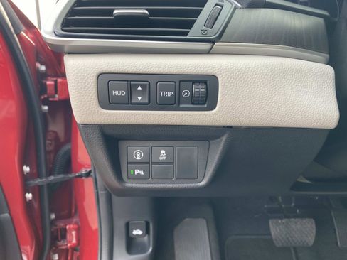 Used 2021 Honda Accord Touring image 15