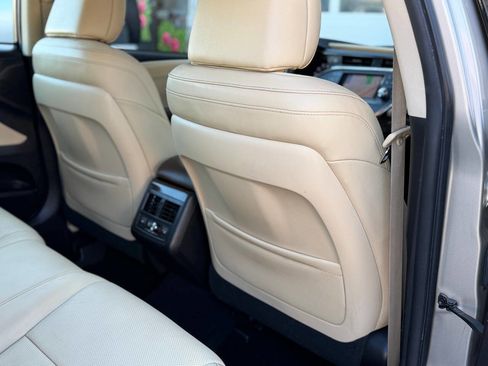 Used 2014 Toyota Avalon Limited image 59