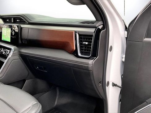 Used 2025 GMC Sierra 1500 Denali image 20