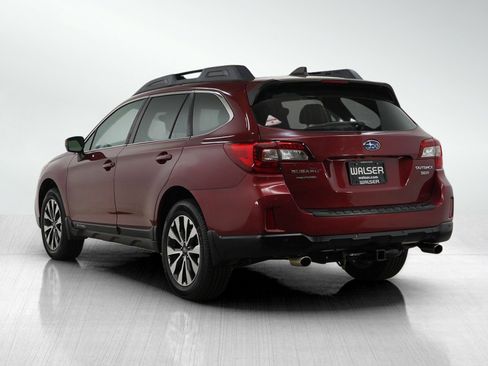 Used 2017 Subaru Outback 3.6R Limited image 3