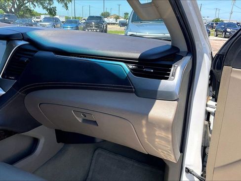 Used 2016 Chevrolet Tahoe LT RWD image 23
