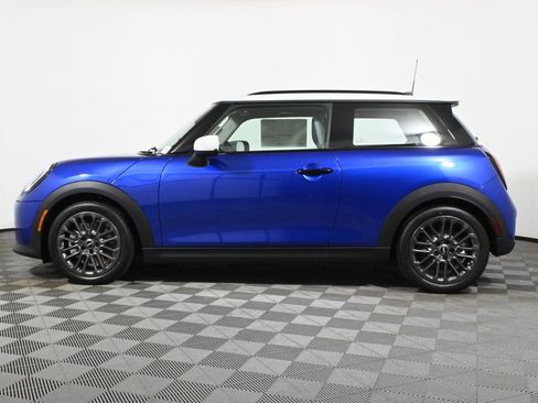 Used 2025 MINI Cooper S image 2