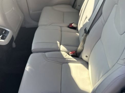 New 2026 Volvo XC90 B6 Ultra w/ Protection Package image 11