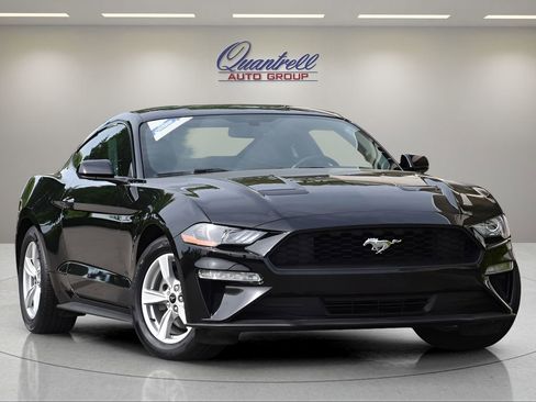 Used 2020 Ford Mustang Coupe RWD image 1