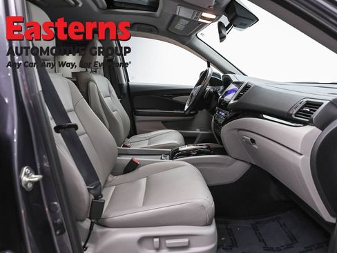 Used 2016 Honda Pilot Touring image 27