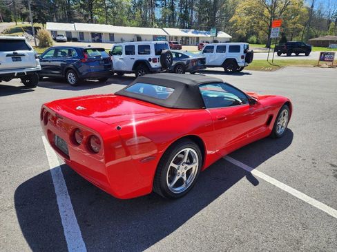 Used 2003 Chevrolet Corvette Base w/ Preferred Equipment Group1 image 9