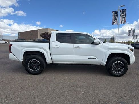 Used 2024 Toyota Tacoma SR5 image 2