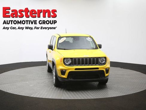 Used 2023 Jeep Renegade Latitude image 51