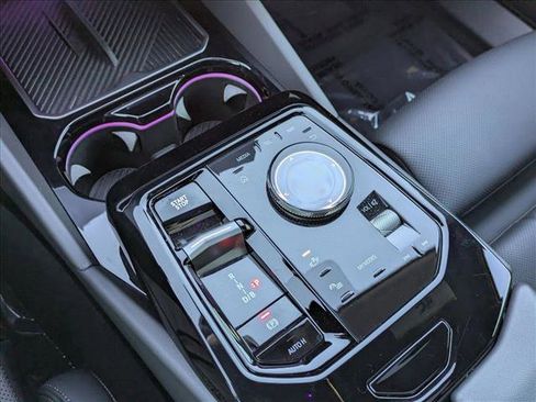 Certified 2024 BMW i5 eDrive40i w/ M Sport Package image 12