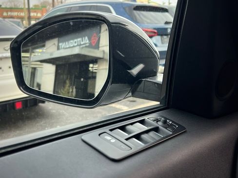 Used 2020 Land Rover Discovery Sport S image 44