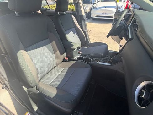 Used 2019 Toyota Corolla LE w/ Protection Package FWD image 13