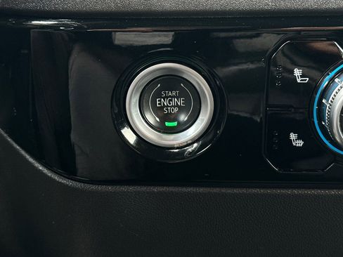 Used 2022 GMC Sierra 1500 Elevation image 32