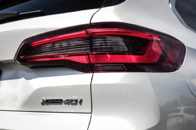 Used 2022 BMW X5 xDrive40i AWD/4WD image 19