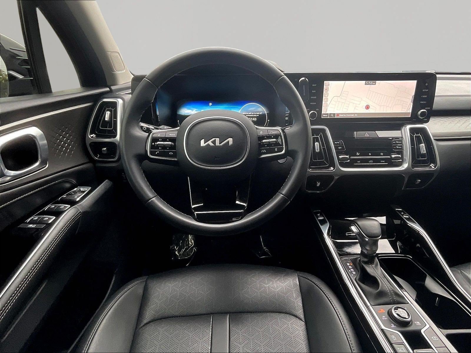 Used 2023 Kia Sorento SX AWD/4WD image 8