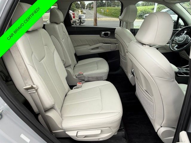 Used 2023 Kia Sorento SX FWD image 36