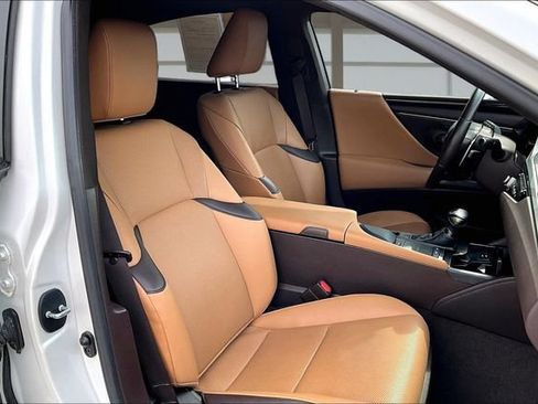 Used 2021 Lexus ES 350 w/ Premium Package FWD image 7