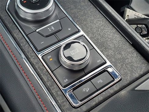 Certified 2023 Ford Expedition Limited image 23