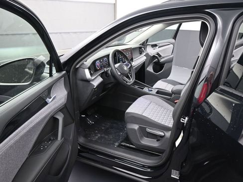 New 2026 Volkswagen Tiguan S AWD/4WD image 38
